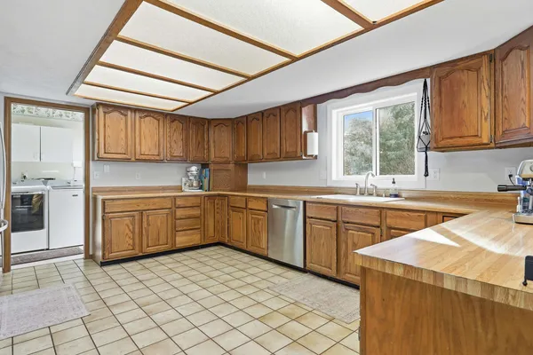 $509,900 | 4811 East 16th Street, Casper, WY 82609