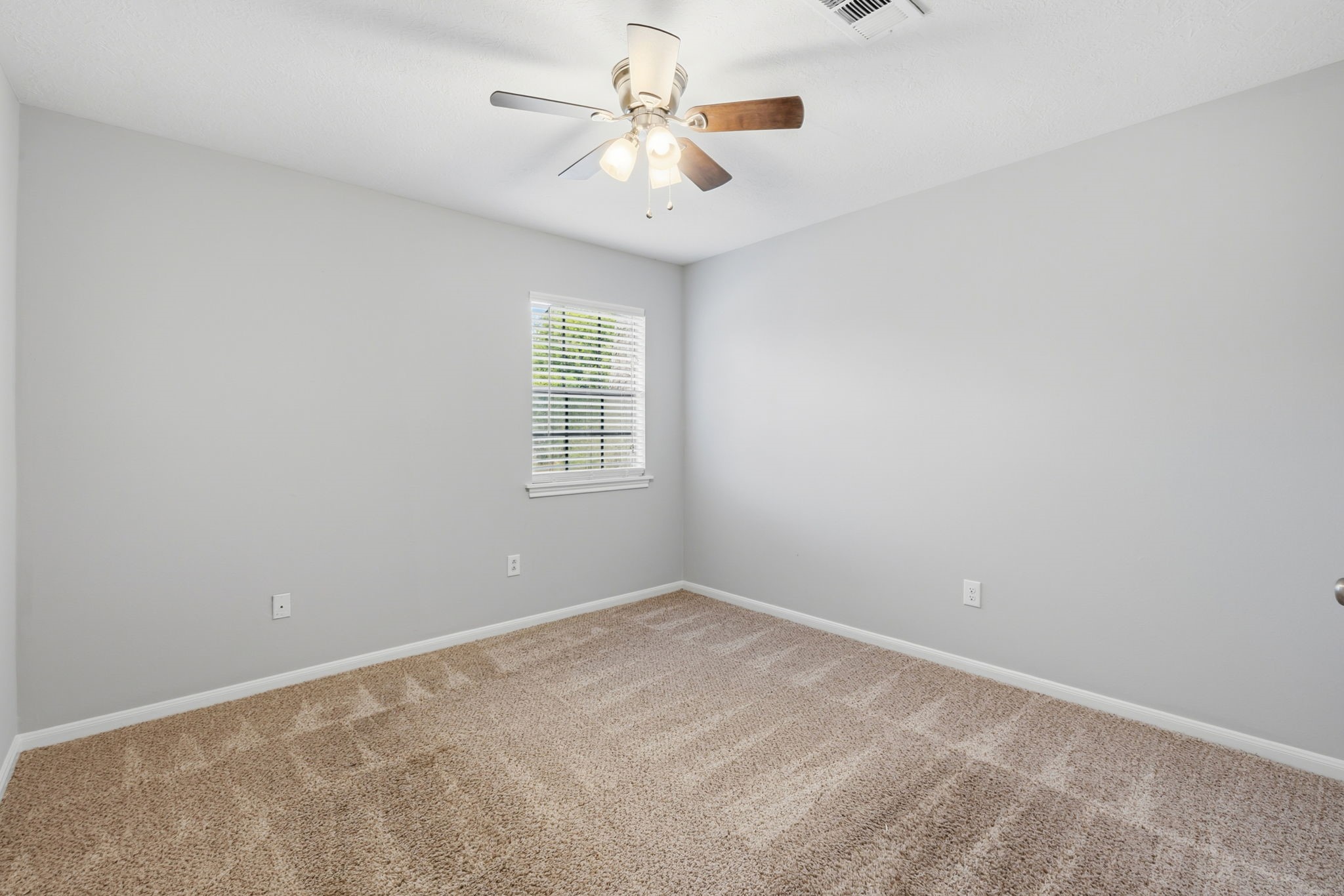 3403 Winter Lane Baytown, TX 77521 - Photo 19 of 29 1/4 bedroom