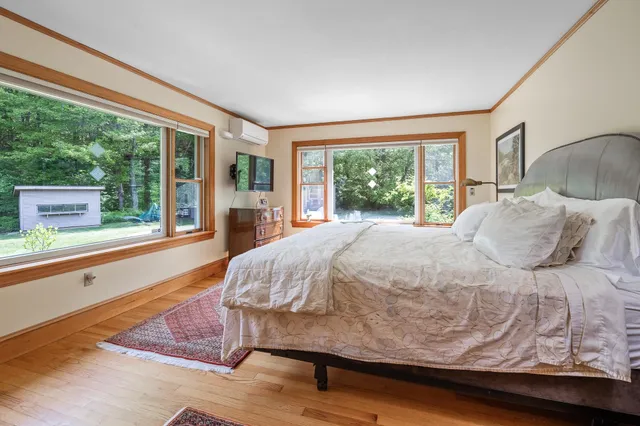 $1,150,000 | 372 Brill Road, Landaff, NH 03785