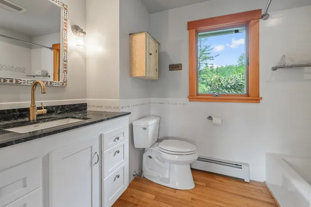 $1,150,000 | 372 Brill Road, Landaff, NH 03785