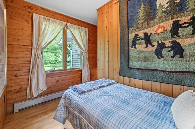 $1,150,000 | 372 Brill Road, Landaff, NH 03785