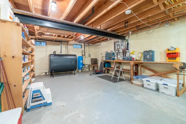 $1,150,000 | 372 Brill Road, Landaff, NH 03785