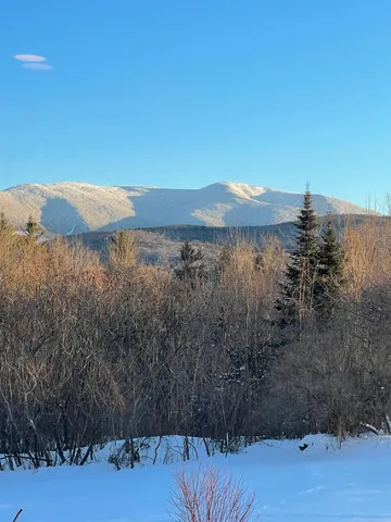 $1,150,000 | 372 Brill Road, Landaff, NH 03785