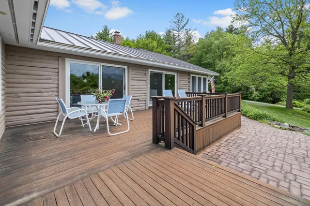 $1,150,000 | 372 Brill Road, Landaff, NH 03785