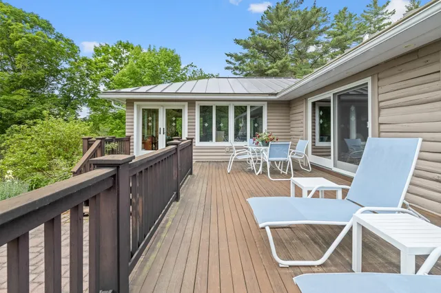 $1,150,000 | 372 Brill Road, Landaff, NH 03785