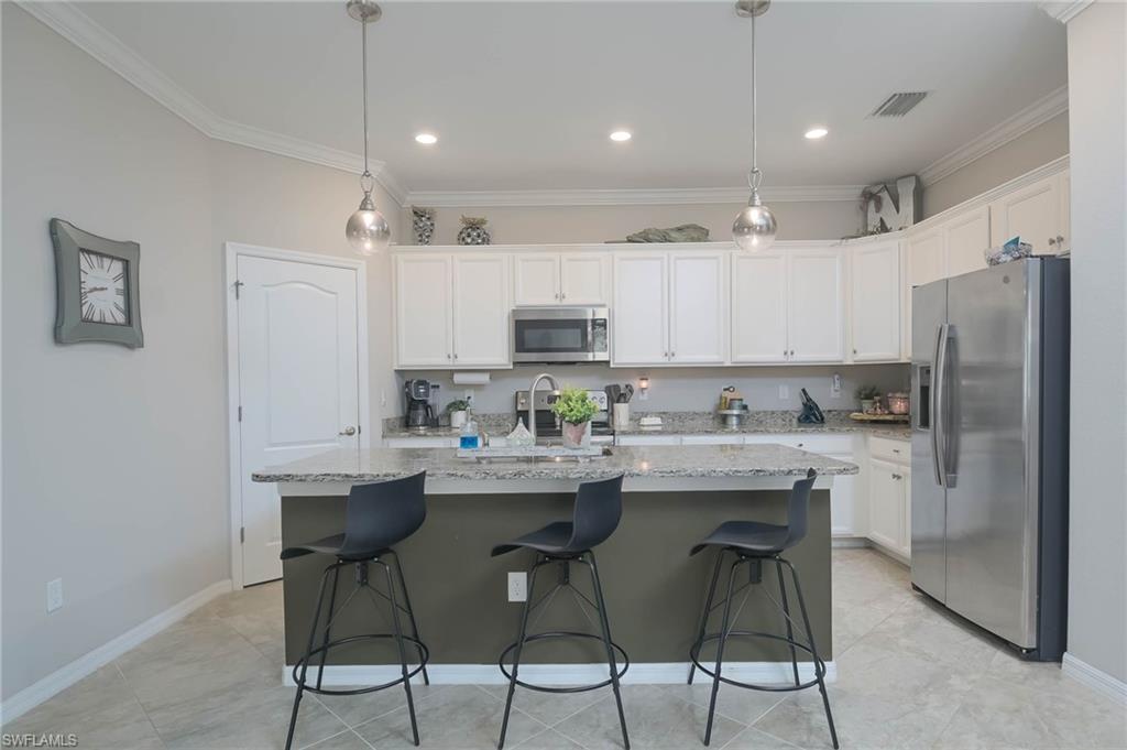 2105 Clementine Street Naples, FL 34120 - Photo 6 of 17
