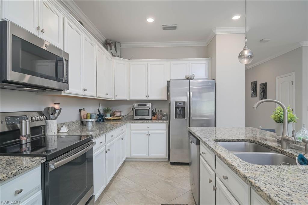 2105 Clementine Street Naples, FL 34120 - Photo 7 of 17