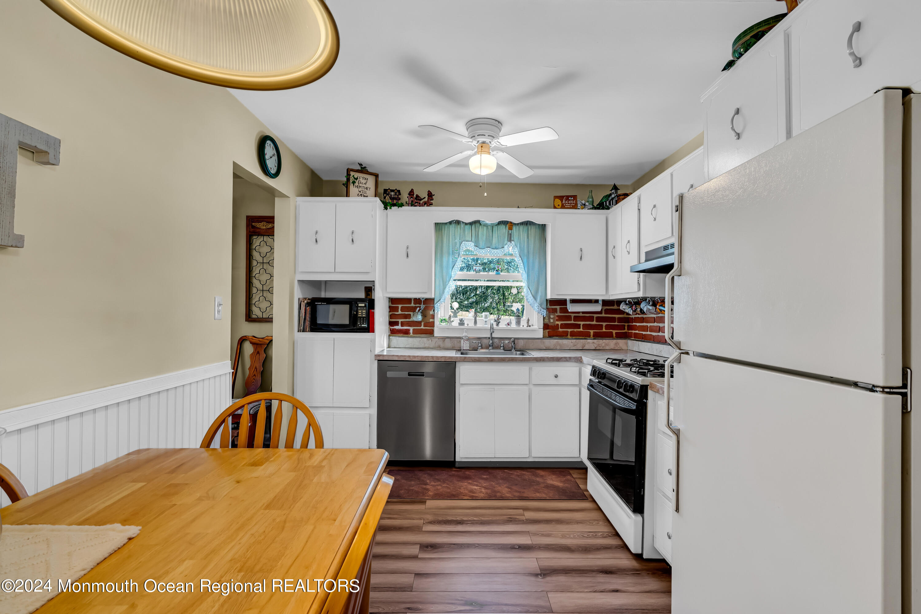 80 Newbury Road Howell, NJ 07731 - Photo 15 of 73 021_ey209235bbb