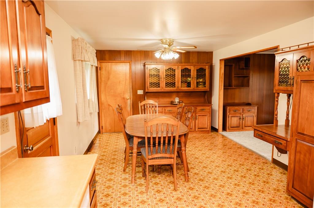 608 Edgewood Drive Apollo, PA 15613 - Photo 10 of 40 a dining room with furniture and window