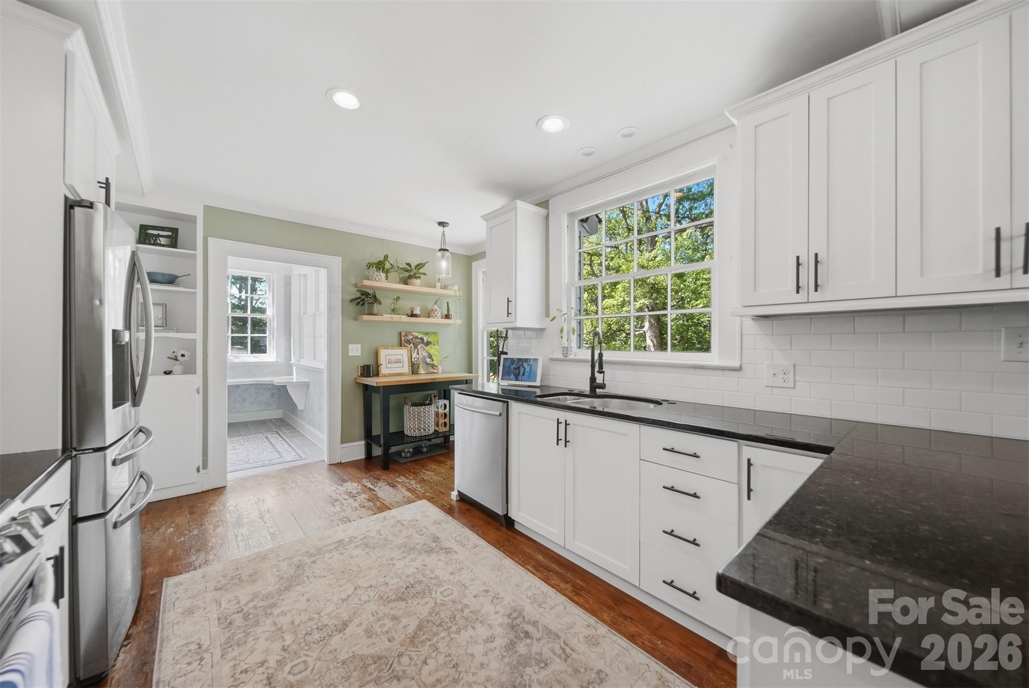 431 9th Street Northwest Hickory, NC 28601 - Photo 14 of 41