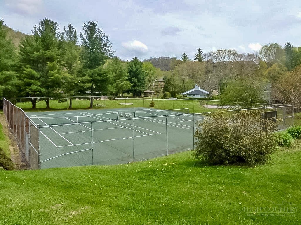 430 Laurel Ridge Banner Elk, NC 28604 - Photo 38 of 39