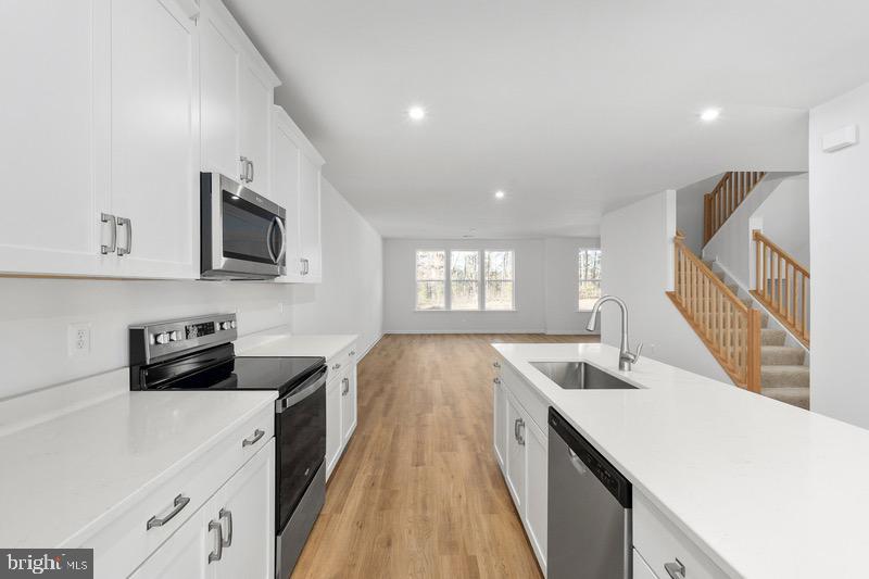2534 Neabsco Common Place Woodbridge, VA 22191 - Photo 13 of 28