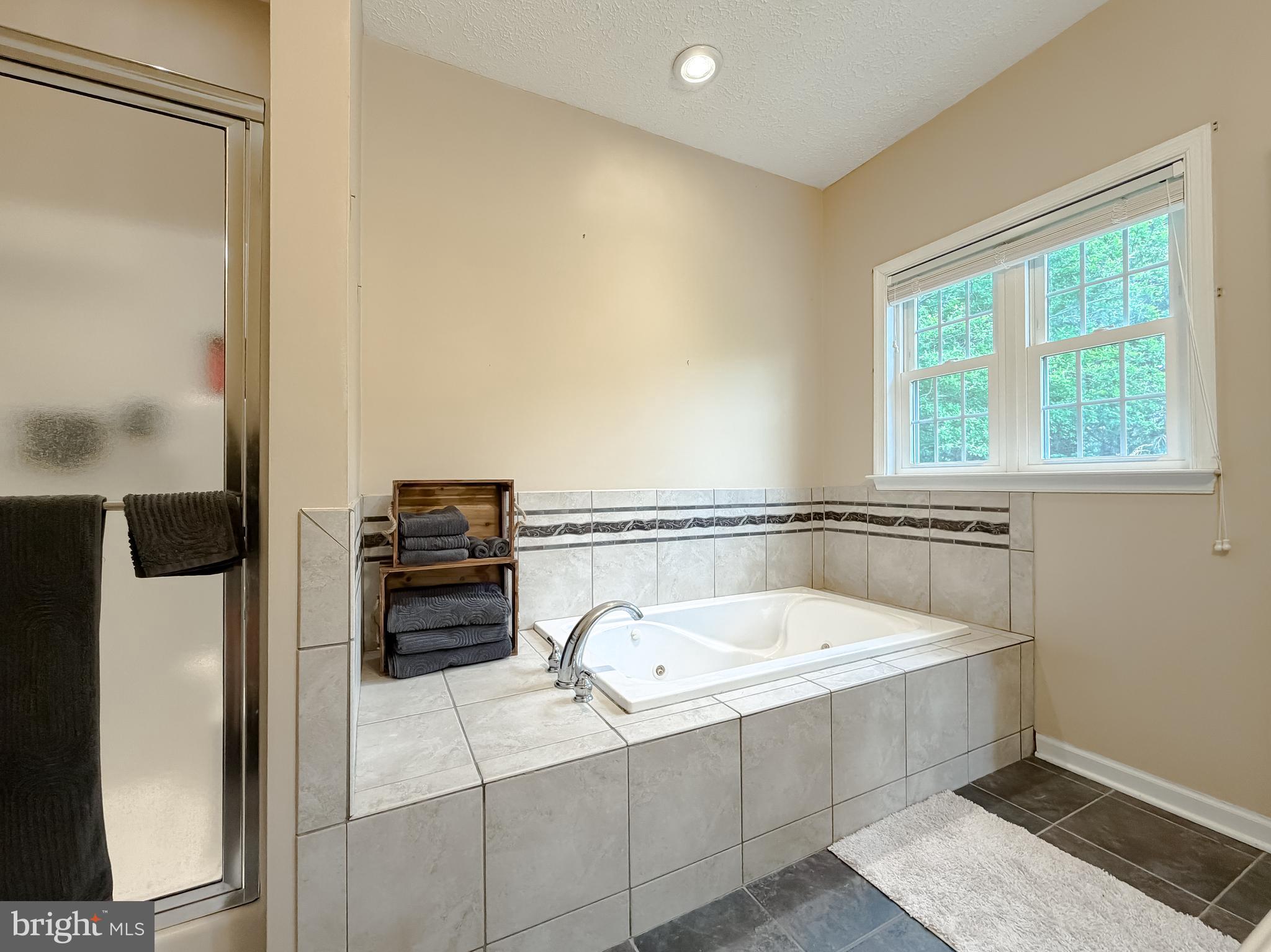 21045 Oakland Hall Road Avenue, MD 20609 - Photo 33 of 88