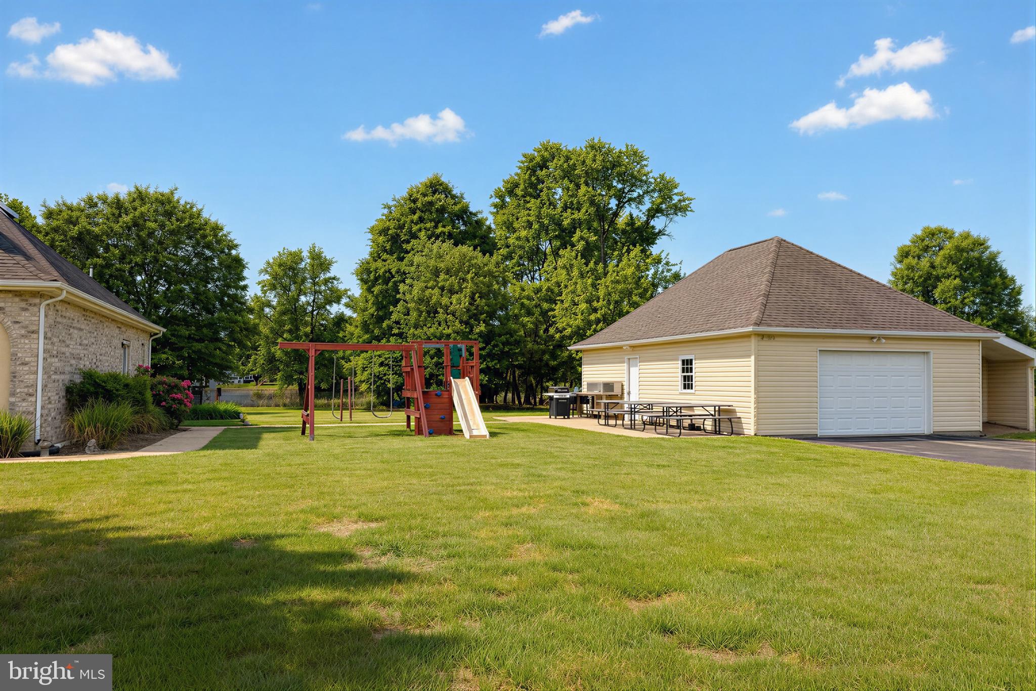 21045 Oakland Hall Road Avenue, MD 20609 - Photo 4 of 88