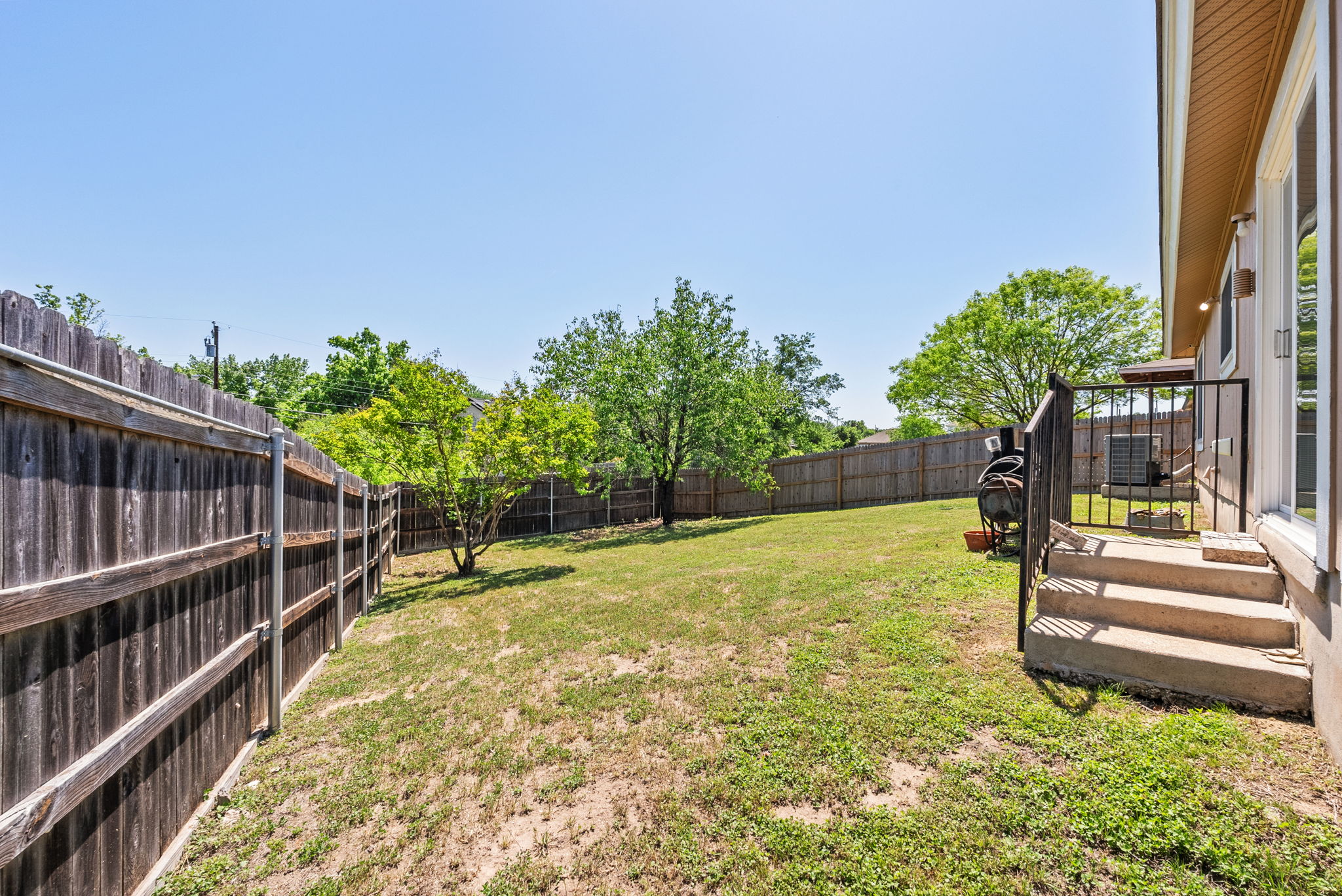 2617 Andres Way Round Rock, TX 78664 - Photo 19 of 21 View of yard with a fenced backyard