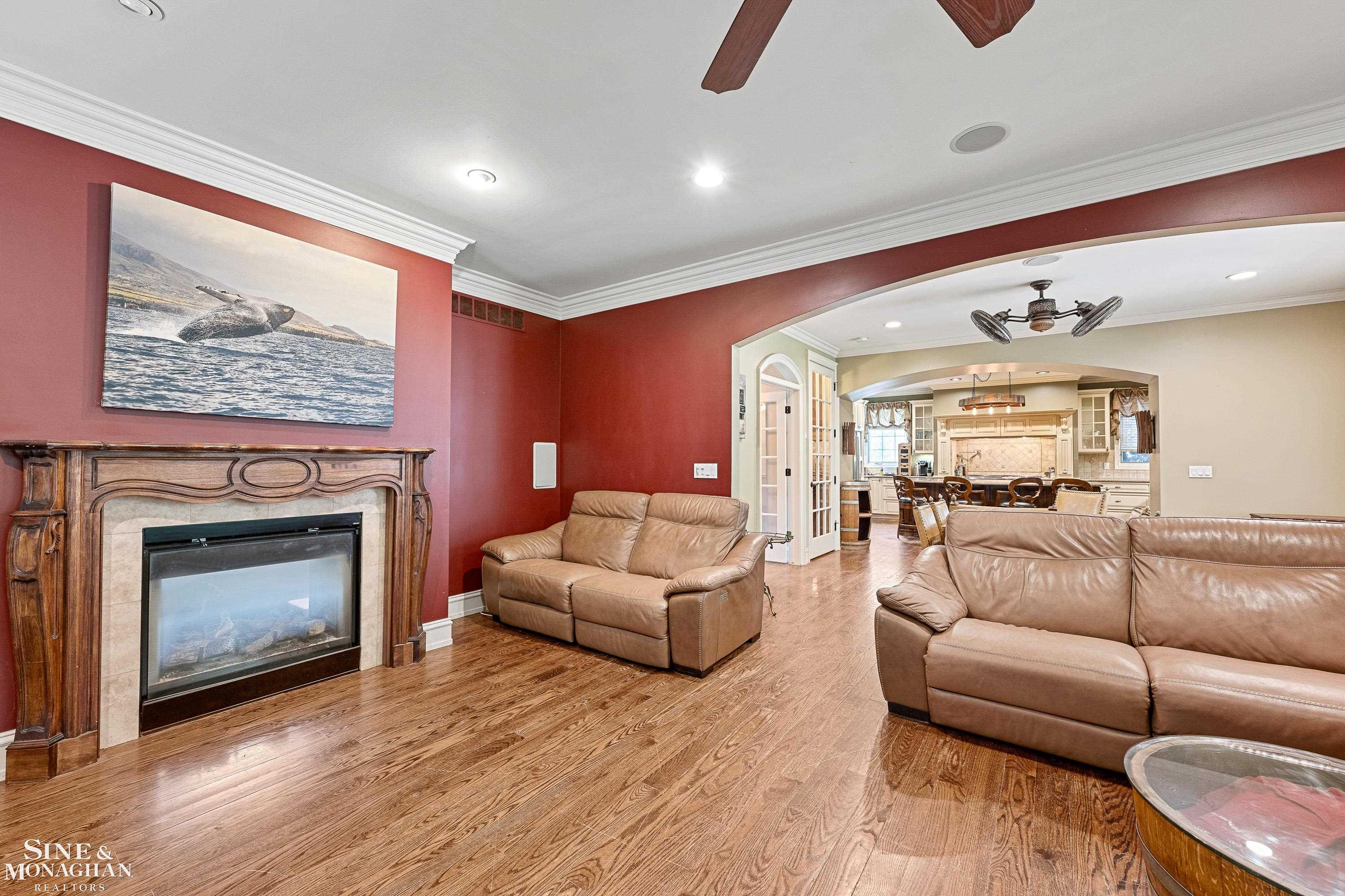 1036 Whittier Road Grosse Pointe, MI 48230 - Photo 14 of 48 50150714-21219CAA-955F-47B0-9BAD-94B67F8F551D.JPG