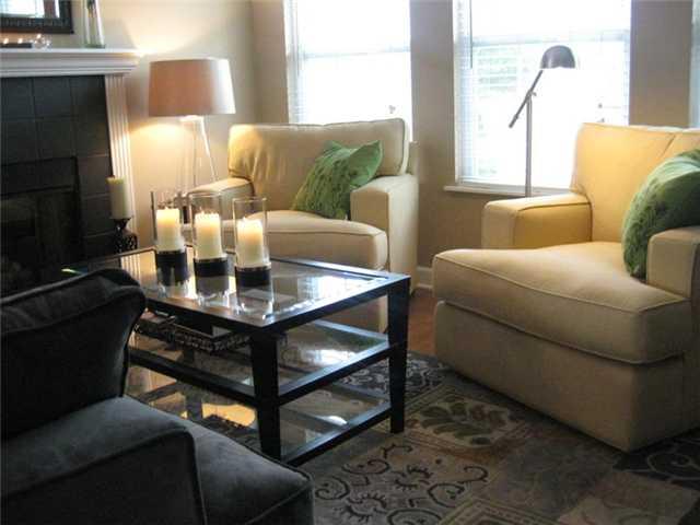 1471 Shadow Ridge Road Indianapolis, IN 46280 - Photo 3 of 18 Gallery Image 3