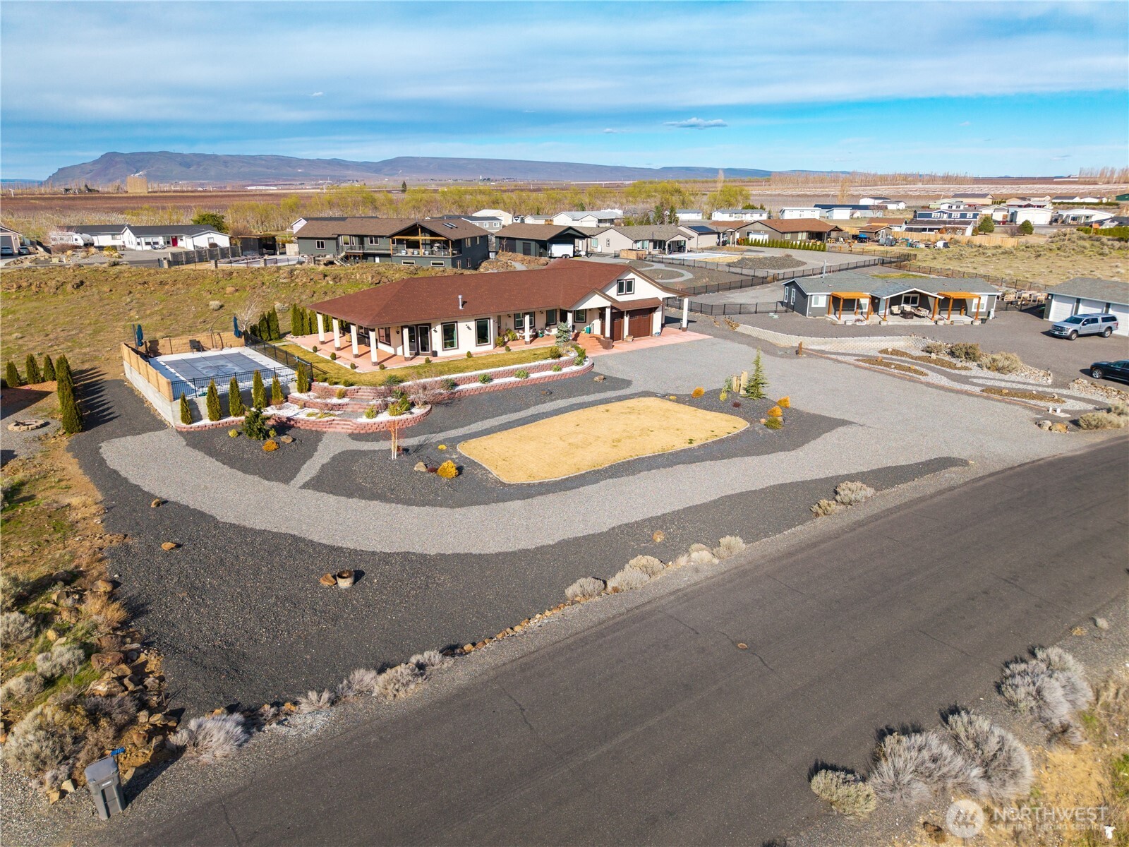 714 Sunset Boulevard Mattawa, WA 99349 - Photo 40 of 40 an aerial view of a city