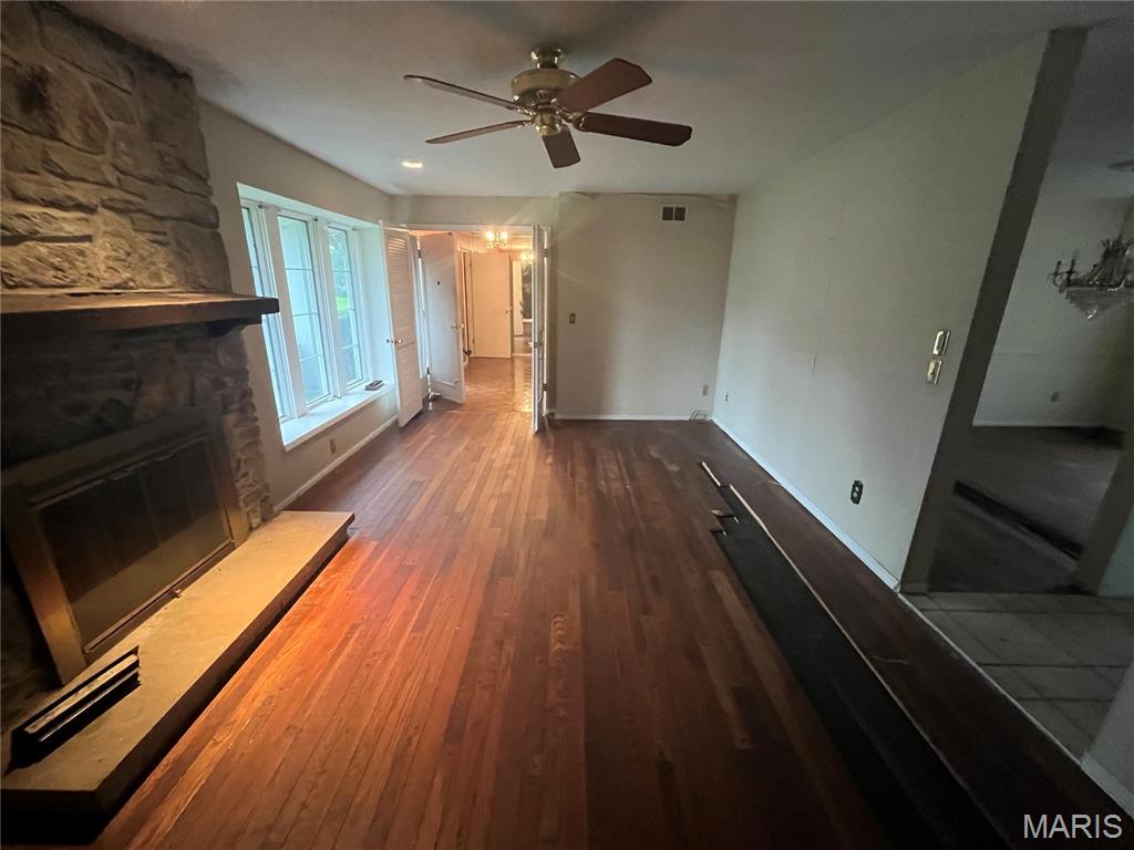 608 Agean Way Ballwin, MO 63011 - Photo 11 of 41