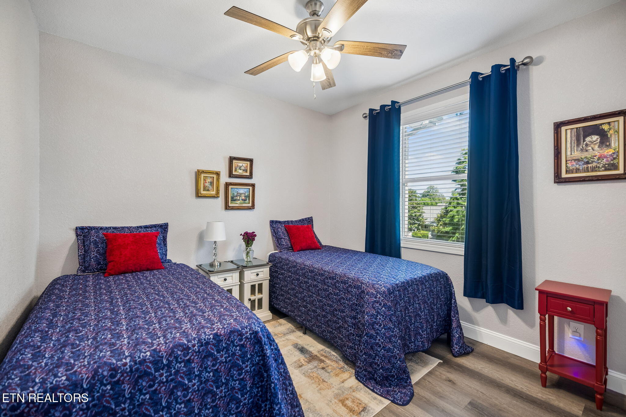 135 Country Way Road Vonore, TN 37885 - Photo 27 of 49 Bedroom 3