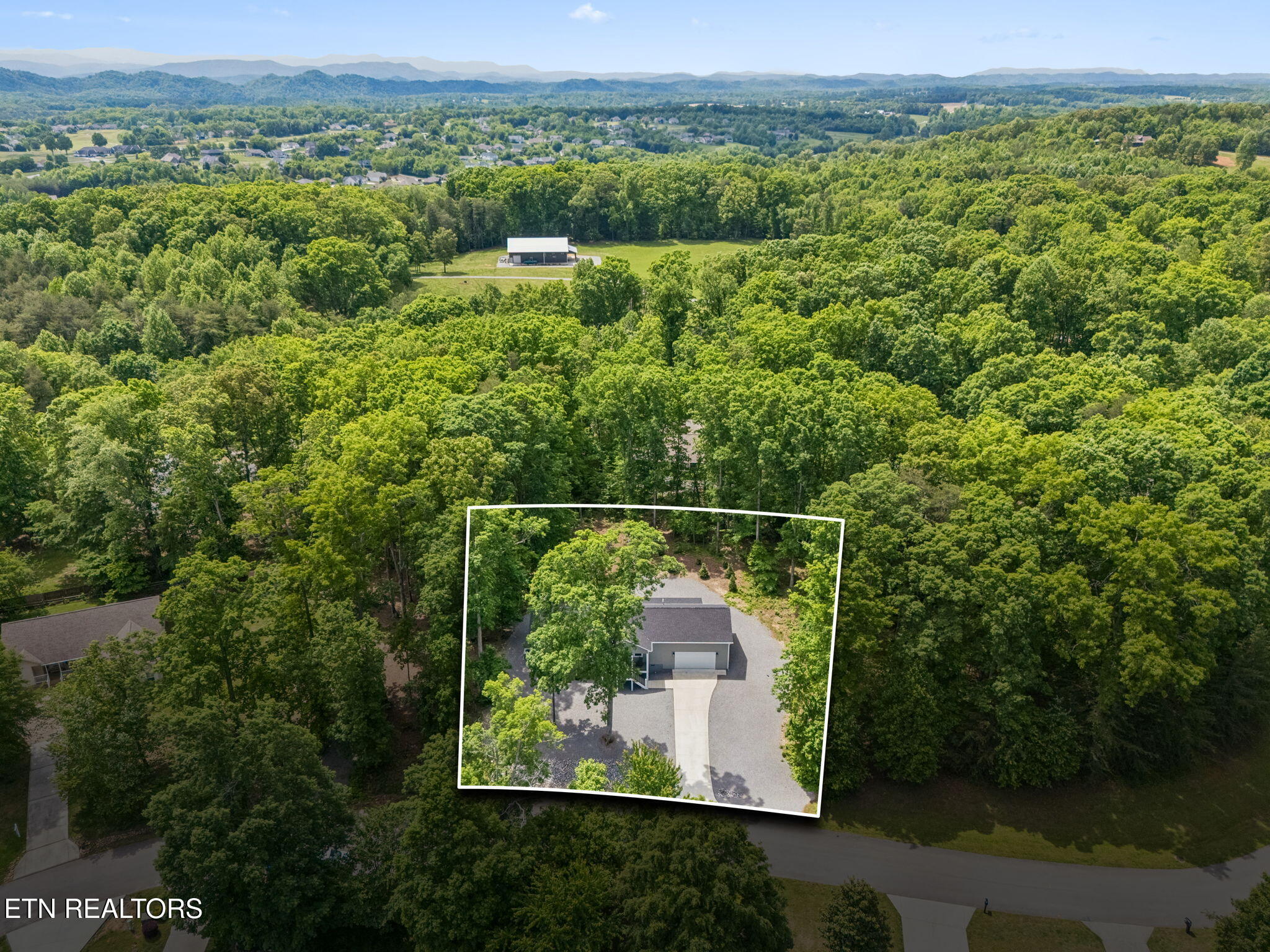 135 Country Way Road Vonore, TN 37885 - Photo 6 of 49 44-137 Country Way Rd - 044