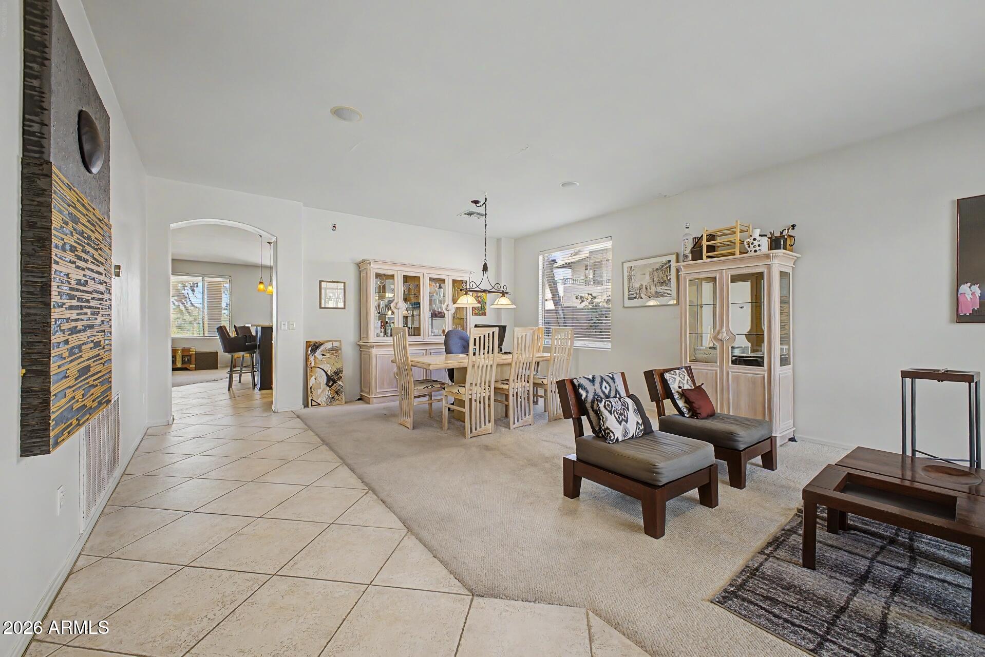 2524 East Fremont Road Phoenix, AZ 85042 - Photo 7 of 54