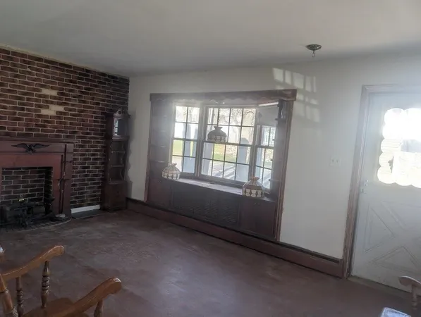 $335,000 | 107 South Wilson Street, Manchester, NH 03103