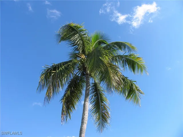 $225,000 | 834 Southeast 46th Street, Unit 2A, Cape Coral, FL 33904