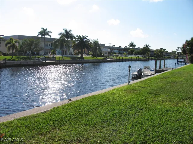 $225,000 | 834 Southeast 46th Street, Unit 2A, Cape Coral, FL 33904