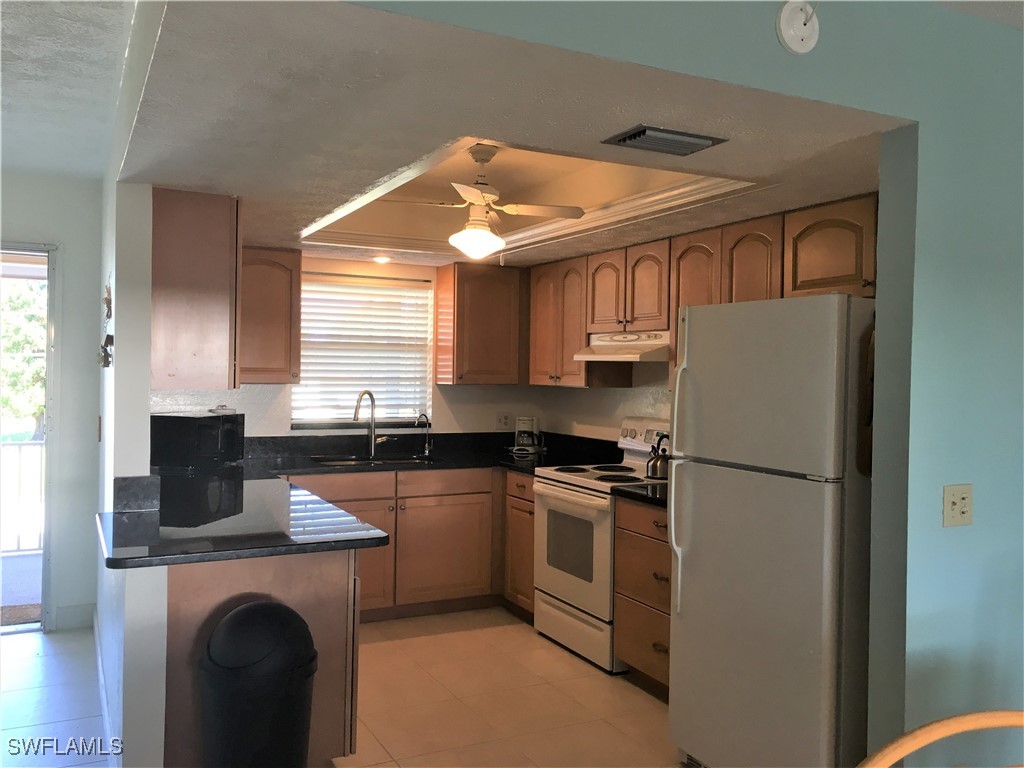 834 Southeast 46th Street, Unit 2A Cape Coral, FL 33904 - Photo 8 of 40