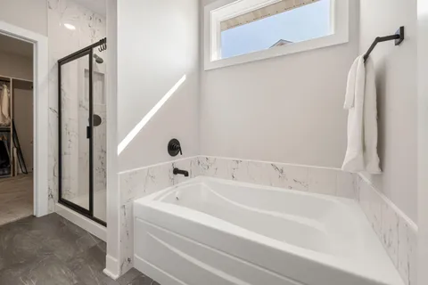 $700,000 | 10811 40th Street North, Lake Elmo, MN 55042