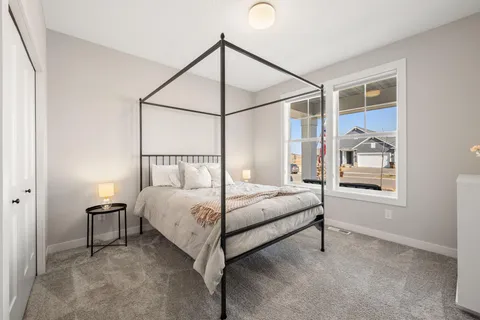 $700,000 | 10811 40th Street North, Lake Elmo, MN 55042