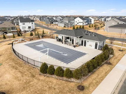 $690,000 | 10811 40th Street North, Lake Elmo, MN 55042