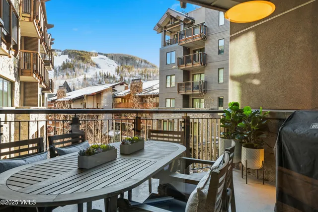 $935,000 | 701 West Lionshead Circle, Unit E307, Vail, CO 81657