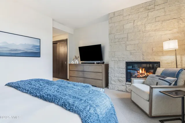 $935,000 | 701 West Lionshead Circle, Unit E307, Vail, CO 81657