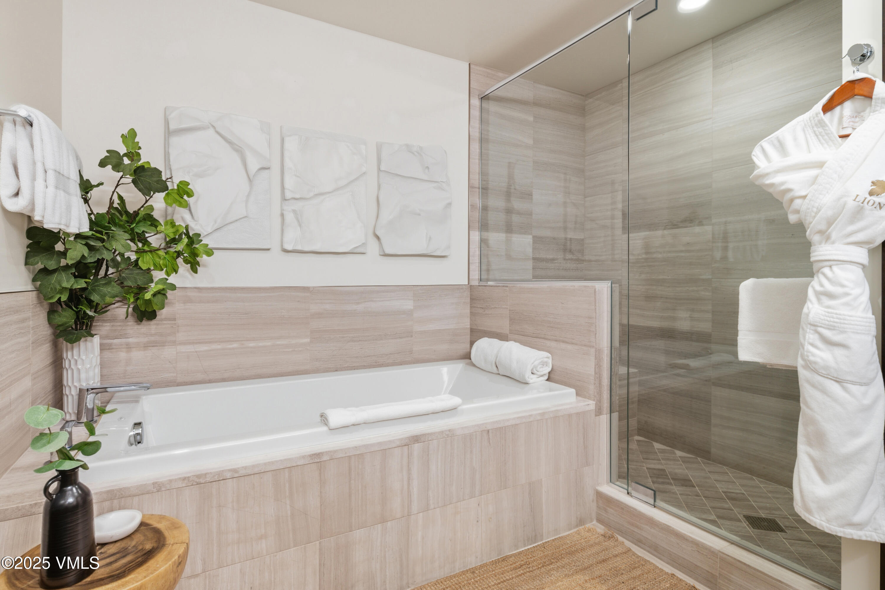 701 West Lionshead Circle, Unit E307 Vail, CO 81657 - Photo 24 of 36 Master Bath