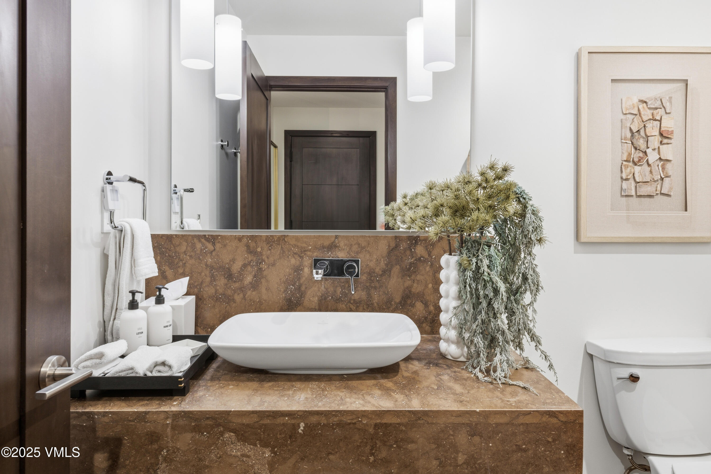 701 West Lionshead Circle, Unit E307 Vail, CO 81657 - Photo 35 of 36 Powder Room