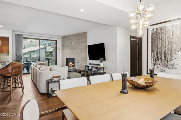 $935,000 | 701 West Lionshead Circle, Unit E307, Vail, CO 81657