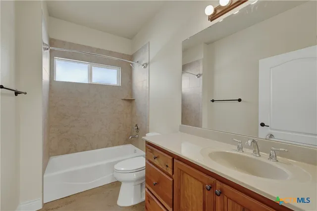 $384,000 | 1382 Hanz Drive, New Braunfels, TX 78130