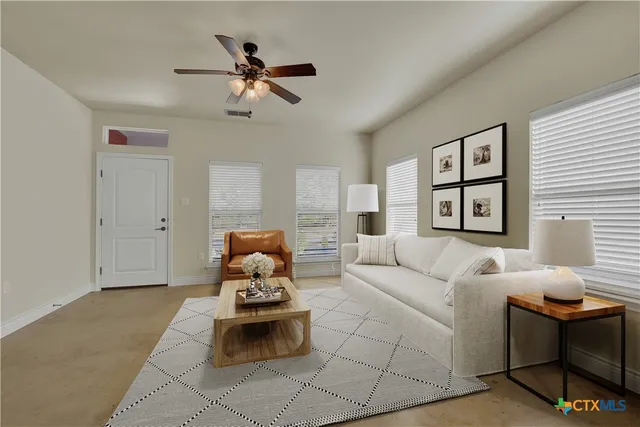 $384,000 | 1382 Hanz Drive, New Braunfels, TX 78130