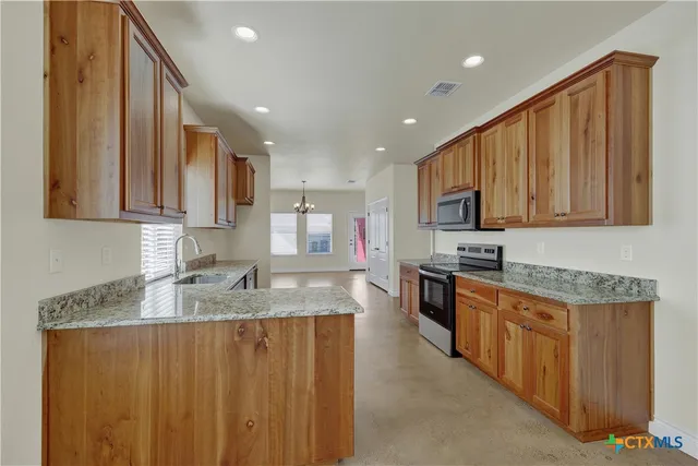 $384,000 | 1382 Hanz Drive, New Braunfels, TX 78130