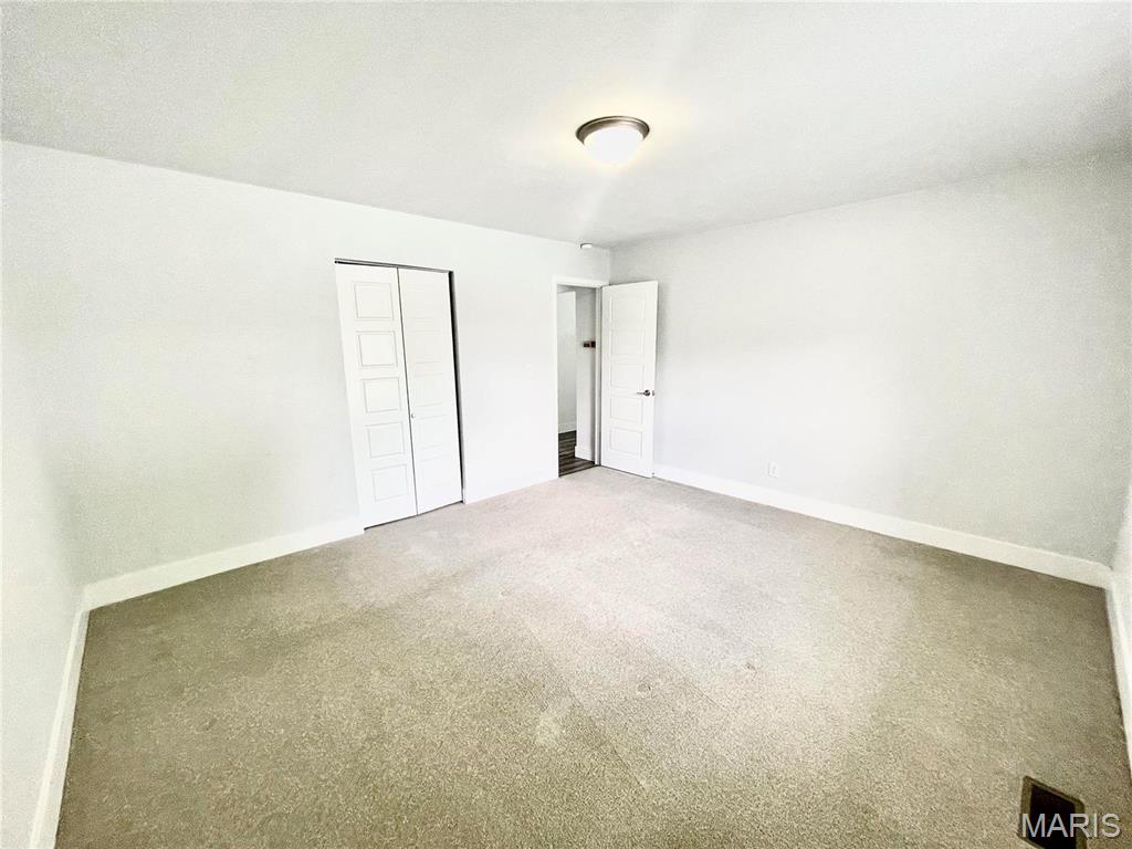 52 Innsbruck Lane Shiloh, IL 62221 - Photo 14 of 17