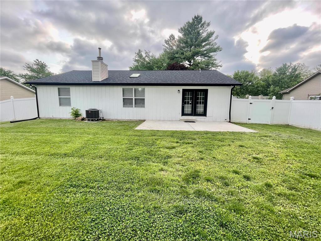 52 Innsbruck Lane Shiloh, IL 62221 - Photo 16 of 17