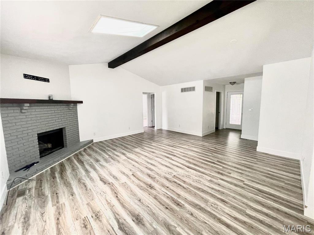 52 Innsbruck Lane Shiloh, IL 62221 - Photo 3 of 17