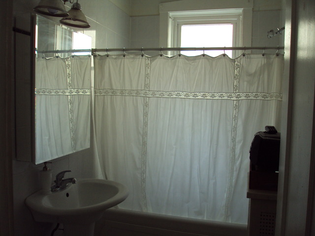 5511 North Winthrop Avenue, Unit 1W Chicago, IL 60640 - Photo 9 of 11