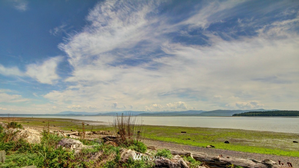 2297 Lummi Shore Road Bellingham, WA 98226 - Photo 22 of 23 Gallery Image 22