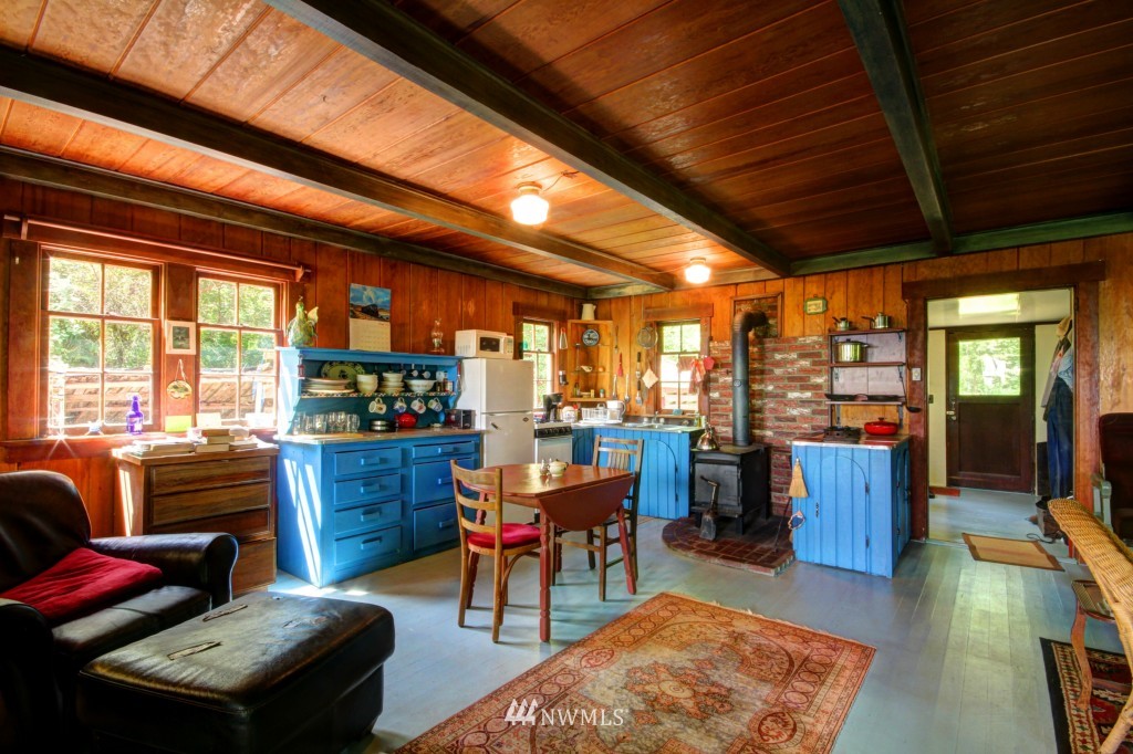 2297 Lummi Shore Road Bellingham, WA 98226 - Photo 9 of 23 Gallery Image 9