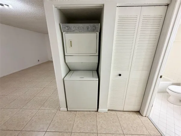$2,300 | 3355 Jaywood Terrace, Unit J111, Boca Raton, FL 33431
