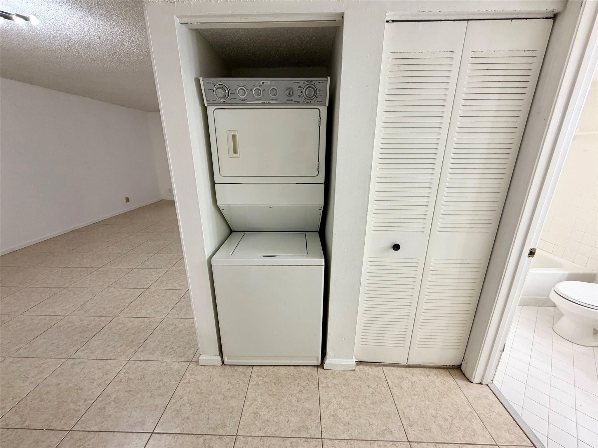 3355 Jaywood Terrace, Unit J111 Boca Raton, FL 33431 - Photo 11 of 30 Photo 11