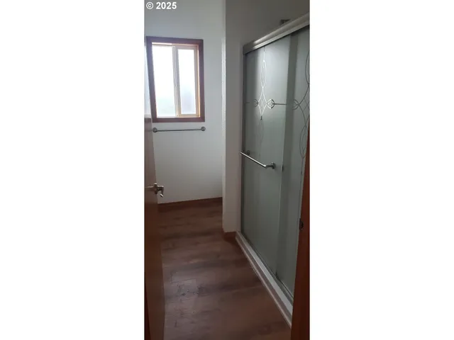 $880,000 | 2984 Northwest Stacie Court, Roseburg, OR 97471